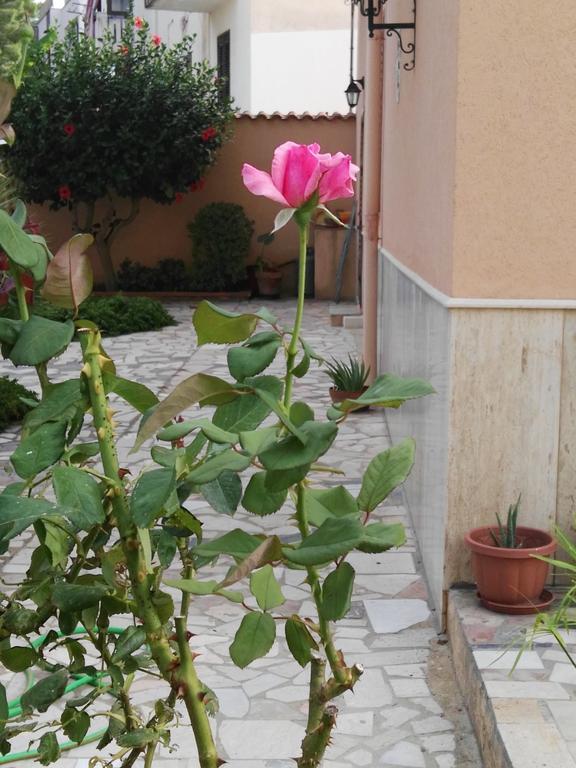Villalba Castellammare del Golfo Exterior foto